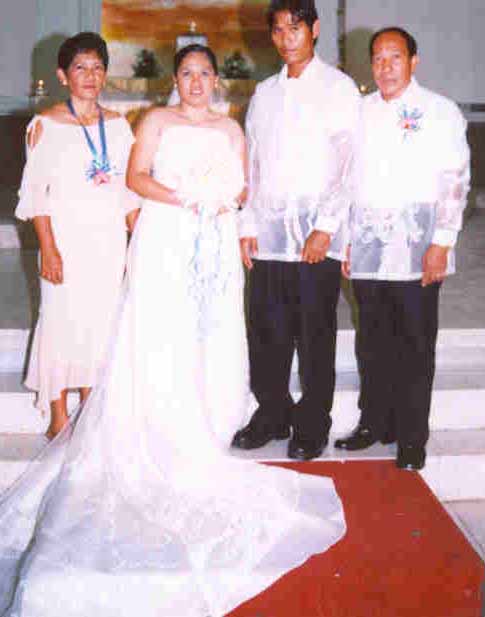 mj_wed2.jpg (21618 bytes)