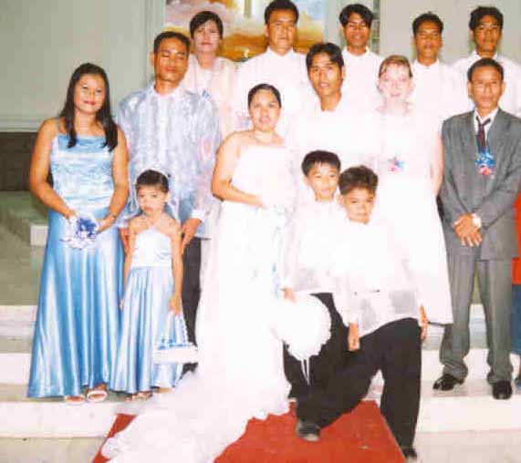 mj_wed5.jpg (27486 bytes)